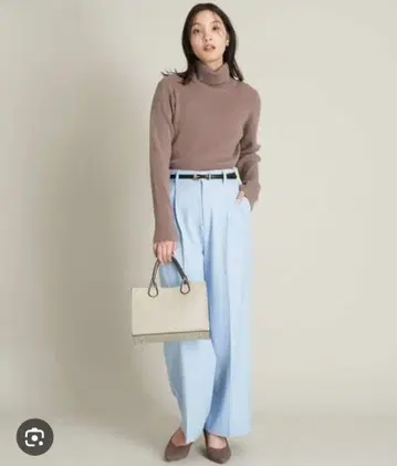 [택 포함 새상품] a.v.v. 속기모 테이퍼드 팬츠