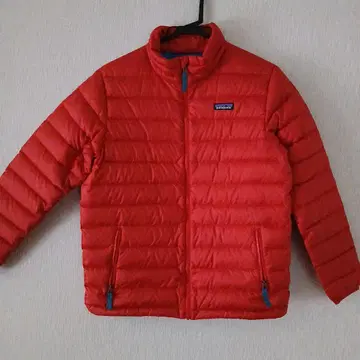 파타고니아 빨간색 다운 자켓