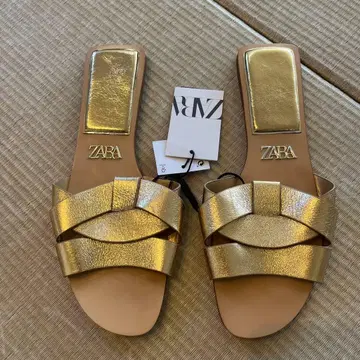 택 포함 새상품! ZARA 골드 샌들 38 25cm
