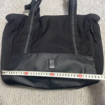 CHROME 블랙 메신저 백