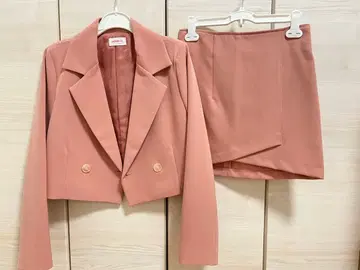 핑크 자켓 스커트 셋업