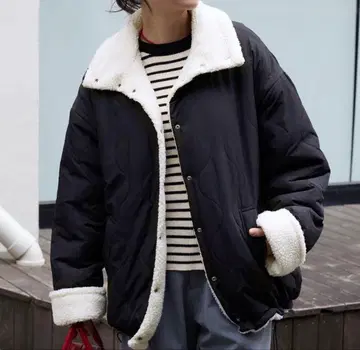 블랙/화이트 다운 자켓 2way 사이즈 FREE