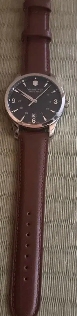 손목시계 남성용 VICTORINOX Swiss army
