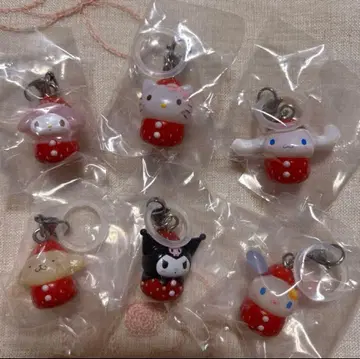 산리오 캐릭터즈 딸기 메지루시 액세서리 컴플리트