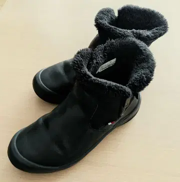 르 코그 스포티프 라르슈 숏부츠