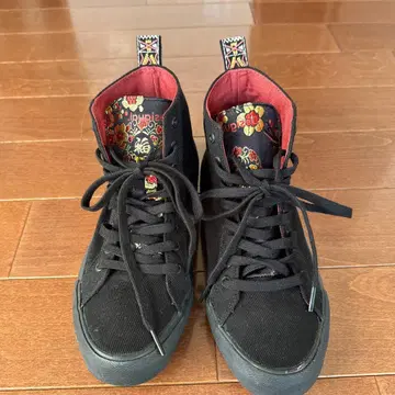 Desigual 블랙 자수 하이컷 스니커즈