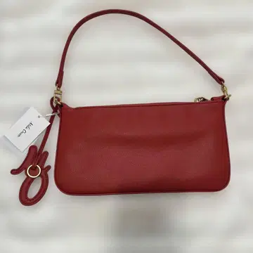 Mila Owen 백 빨간색