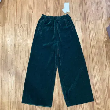 [CLOCHE 새상품 미사용] 코듀로이 와이드 팬츠 다크 그린