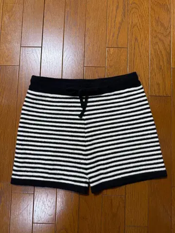 JEANASIS 지나시스 eL 니트 숏 팬츠