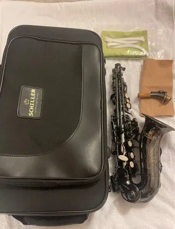 소프라노 색소폰 Schiller Curved.Germany