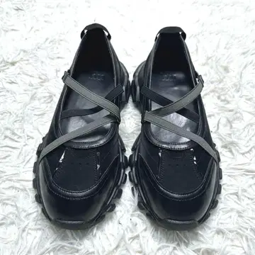 hiamu 히아로무 통굽 멜리 제인 스니커즈 경량 24cm