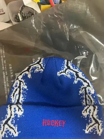 HOCKEY 라이트닝 비니 니트 모자