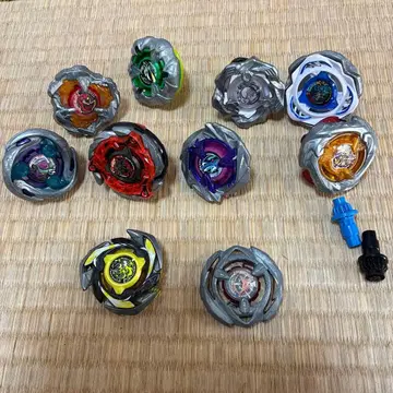 베이블레이드 x 은퇴 용품 묶음 판매