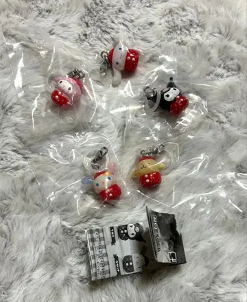 산리오 가챠 딸기 메지루시 액세서리 5종