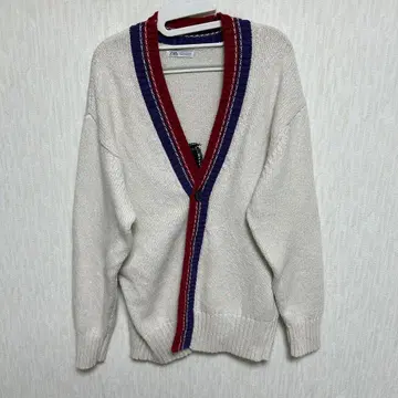 W 자수 V넥 가디건