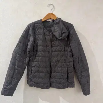 M 사이즈 울트라 라이트 다운 이너 그레이 수납 봉투 포함 노카라