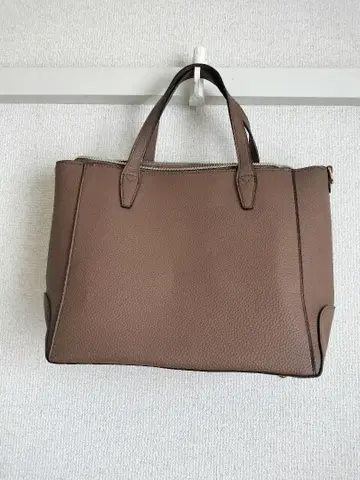 모카 브라운 가죽 토트백