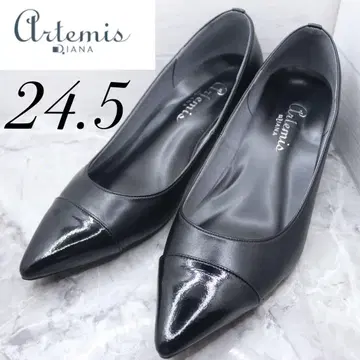 [ 83 ] DIANA 다이애나 블랙 펌프스 에나멜 절개 포인트 24.5