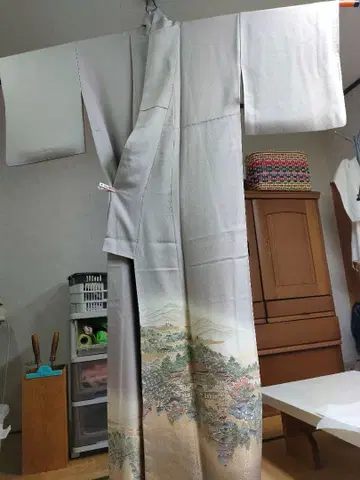 문장 기모노 이로도메소데 금실 자수 연보라