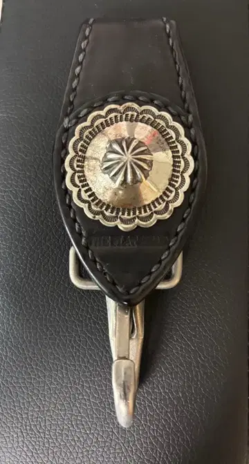 플랫 헤드 블랙 가죽 키링