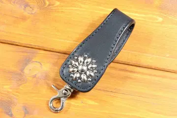 스터드 벨트 키링 도치기 가죽 사용