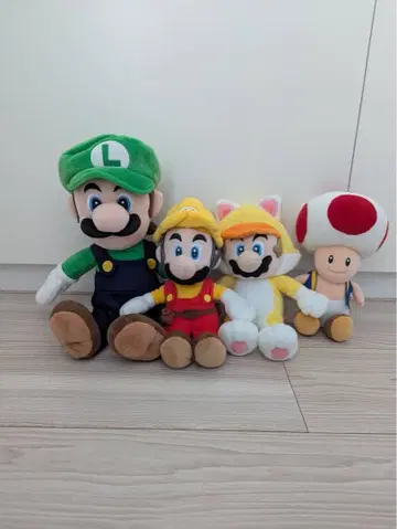 슈퍼 마리오 봉제 인형