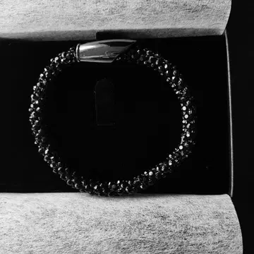 레어 컬러 [미사용] VARTIX#LUV 팔찌 제트 블랙