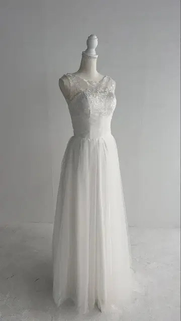 화이트 A라인 웨딩 드레스