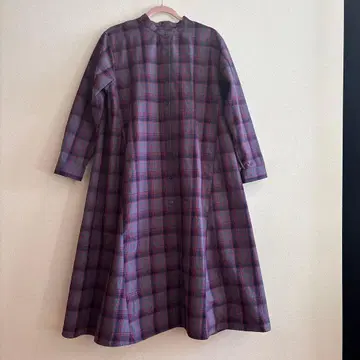 리브인컴포트 체크 무늬 원피스