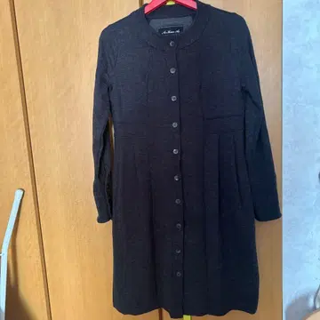 As Know As 다크 그레이 셔츠 원피스