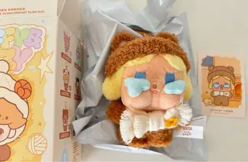 POPMART POP BEAN Fluffy & Cozy CRYBABY