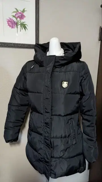 후드 부착 블랙 롱 다운 자켓