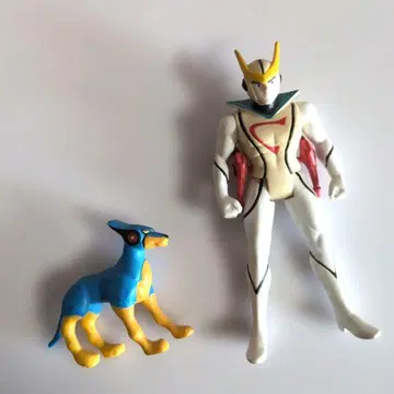 신조인간 캐샤른 피규어