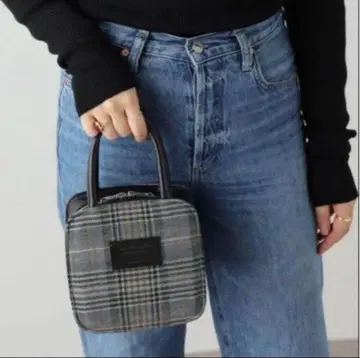 뷰티풀피플 정가 4만 트위드 체크 셀 토트