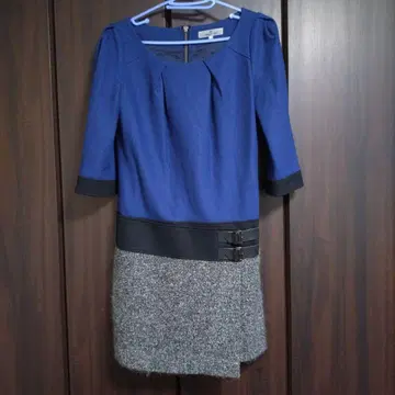 비아지오 블루 파랑 울 혼방 7부 소매 원피스