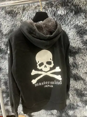 mastermind JAPAN 마스터마인드 스터드 스컬 후드티
