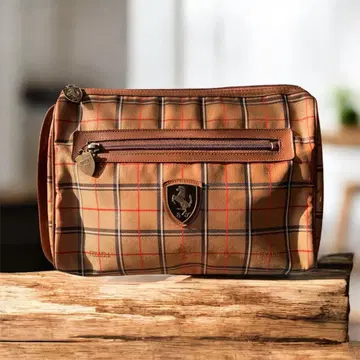 페라리 체크 무늬 클러치백 (세컨드 백) 나일론 클러치백