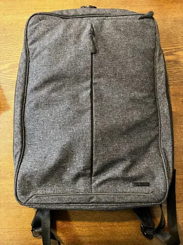 그레이 폴리에스테르 백팩