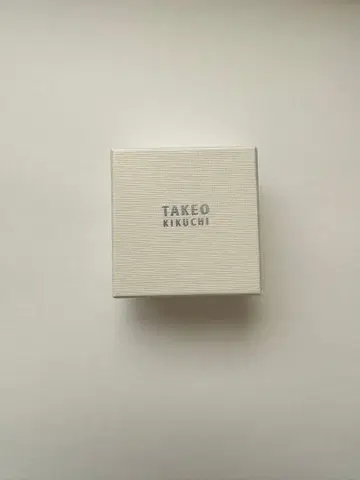 [ 미사용/중고품 ] OIOI 블랙 에포 라인 귀걸이