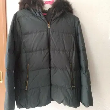 블랙 다운 자켓 후드 퍼 탈부착 가능