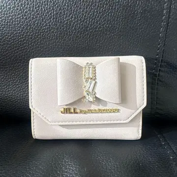 JILL by JILL STUART 3단 폴더형 지갑