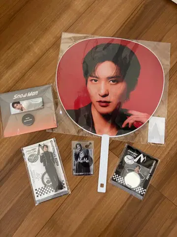 Snow Man 라이브 굿즈 ON 메구로 렌 4종 세트 + 캔뱃지