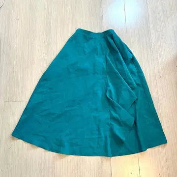 [거의 미사용] tocco closet 터콰이즈 그린 플레어 스커트