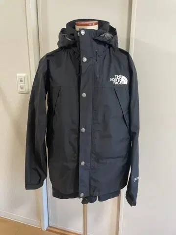 THE NORTH FACE 블랙 마운틴 파카