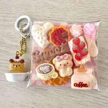 가챠 파우치 곰돌이 카페 스트로베리