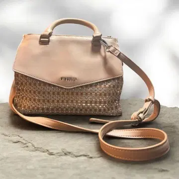 고급스럽고 귀여운! [FIORELLI (피오렐리)] 핸드백