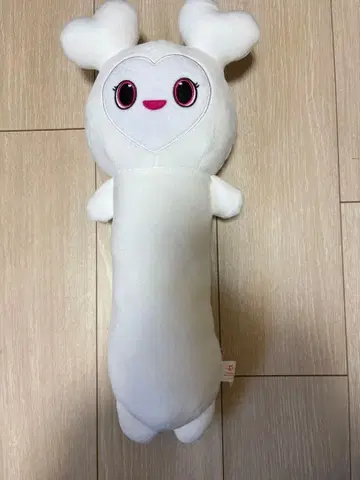 화이트 하트 봉제 인형