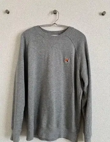 메종 키츠네 그레이 맨투맨 M