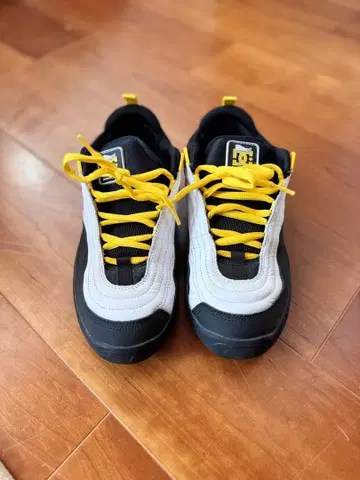 DC Shoes #FR2 콜라보 스니커즈