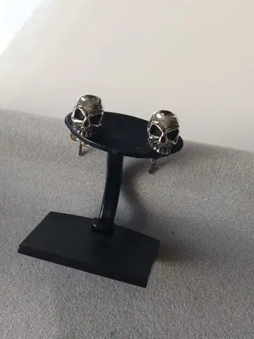 [새상품] silver925 스컬 해골 귀걸이 각인 있음